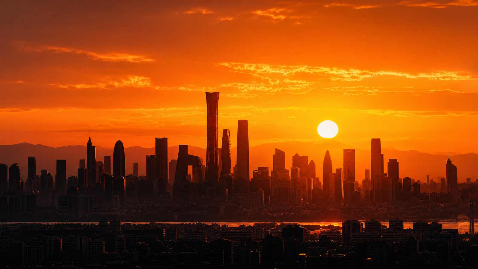 城市天际线，日落，剪影，高楼，暖色调，全景